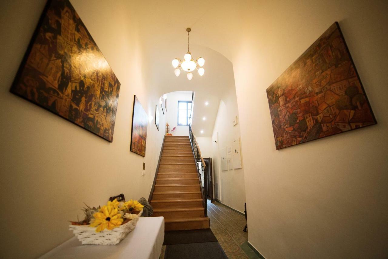 Bristol Hotel 3*